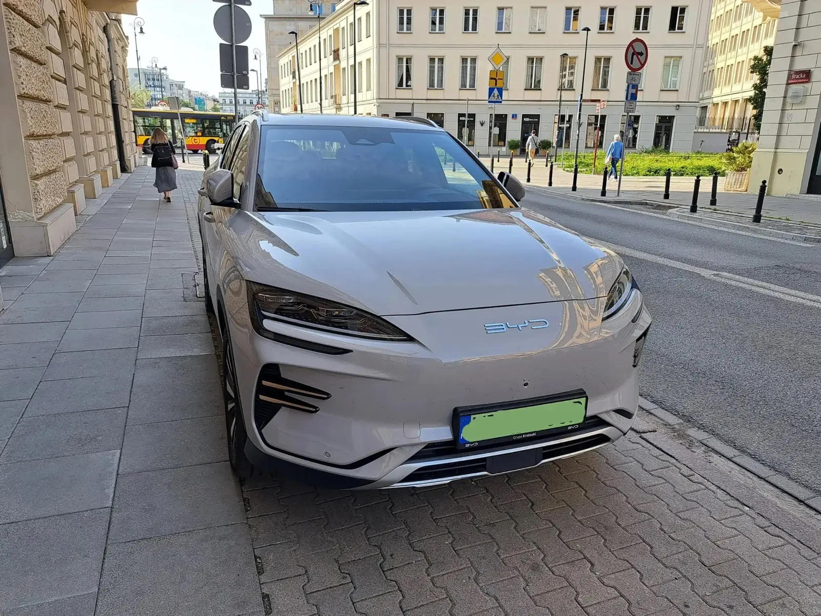 BYD Seal U DM-i прибывает в Беларусь с гибридным совершенством